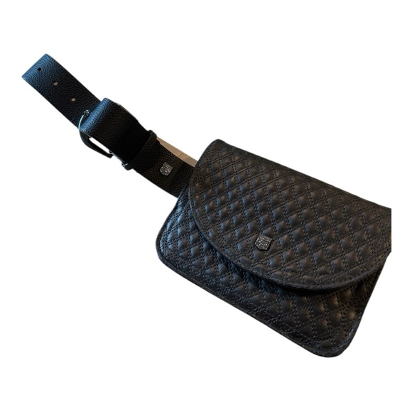 Vince Camuto Quilted Black Waist Bag Belt Size S/M Travel Vacation Hands Free - Picture 10 of 14